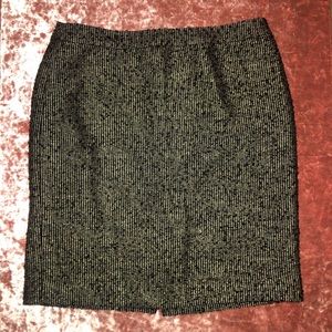 FINAL SALE 🎀 J Crew wool blend pencil skirt